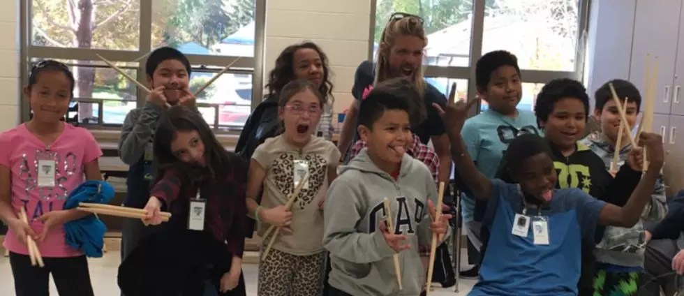 Foo Fighters Drummer Taylor Hawkins Holds ‘School of Awesome’ in Rochester