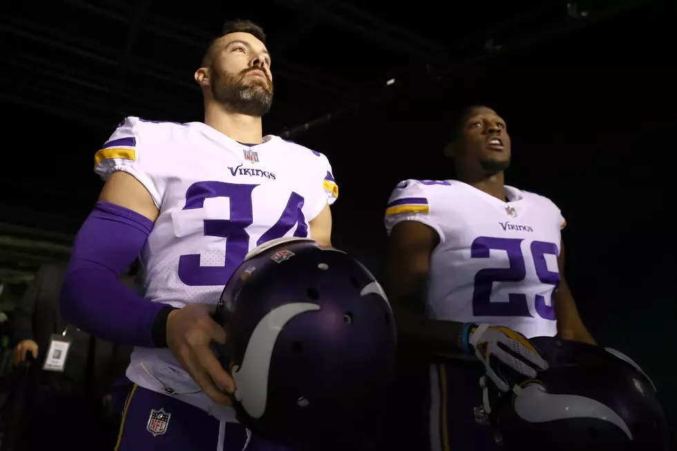 Vikings Player Makes Statement About New NFL Rules With Hat