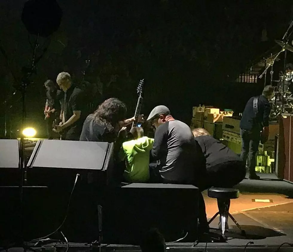 Dave Grohl Gives Kid A &#8216;Real Seat&#8217; For Minnesota Show