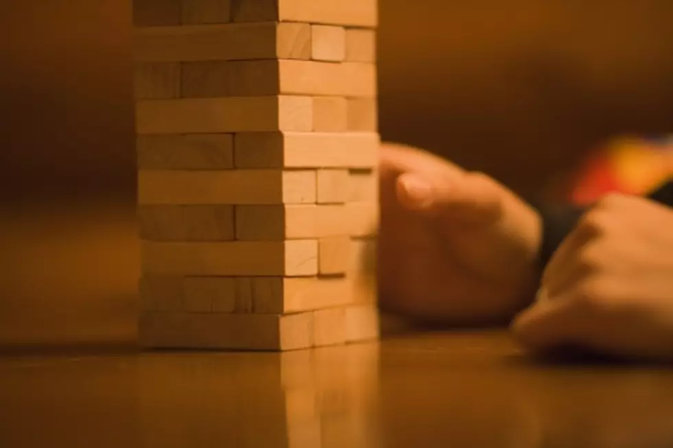 The Worlds Largest Game Of Jenga  (VIDEO)
