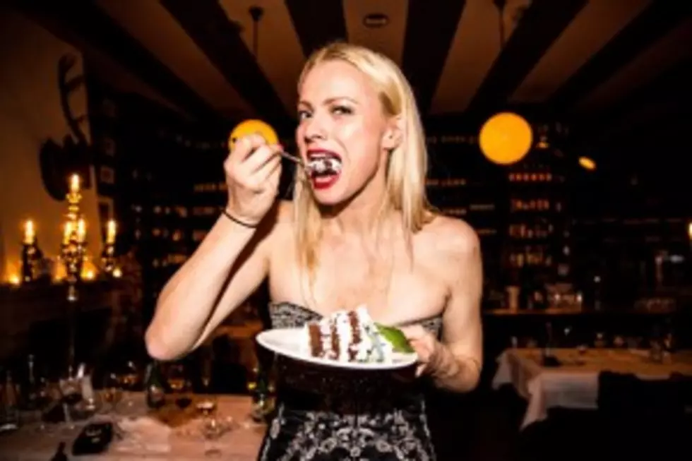 How To Avoid Overeating At Your Holiday Parties