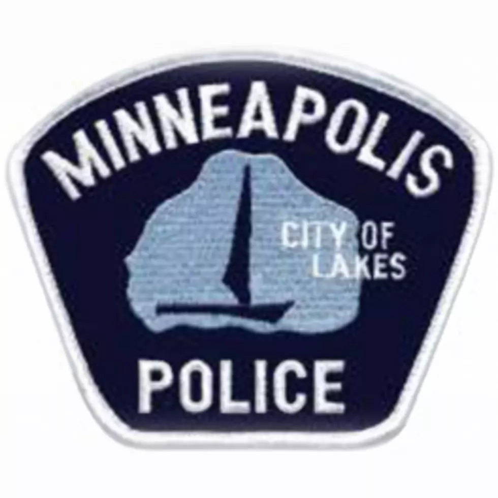 Minneapolis Police Officer Threatens To Break Kid&#8217;s Leg