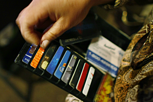 Here&#8217;s How Much Credit Card Debt The Average Minnesotan Has
