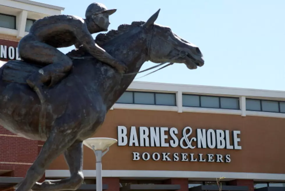 Cheers! Barnes &#038; Noble to Start Selling Booze
