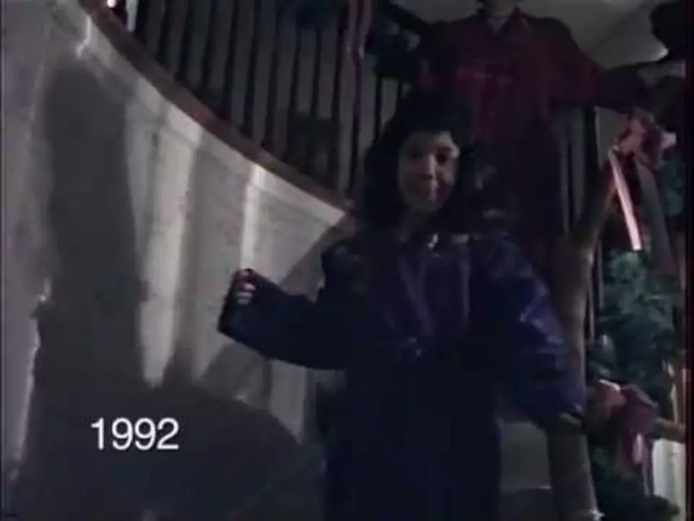 Dad Captures 25 Years Worth of Video of Kids Coming Down the Stairs on Christmas Morning