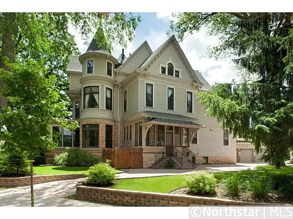 You Can Buy The Minnesota House From &#8220;The Mary Tyler Moore Show&#8221;