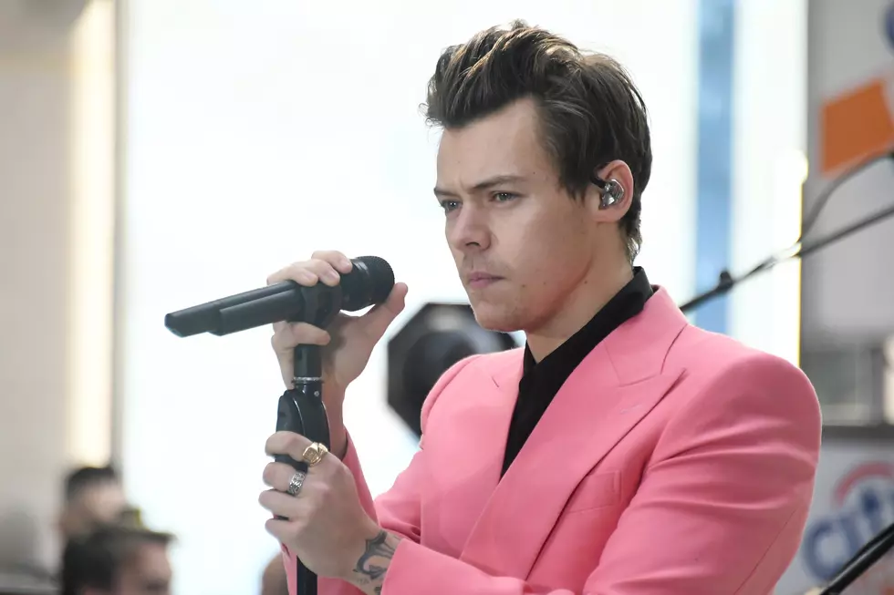 Want To Be Front Row For Harry Styles&#8217; LA Show?