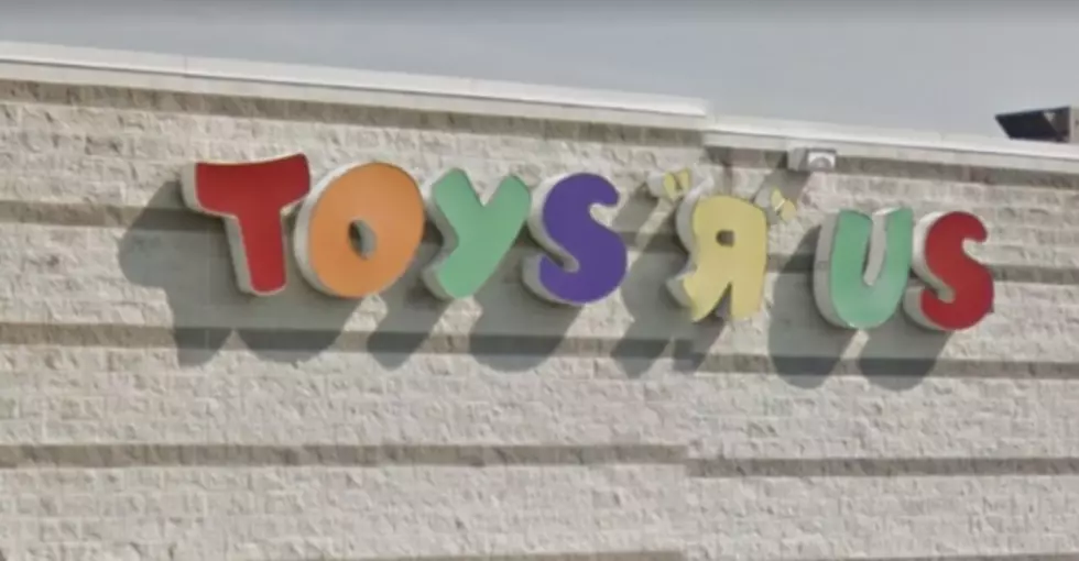 Toys “R” Us Delays Liquidation Sale