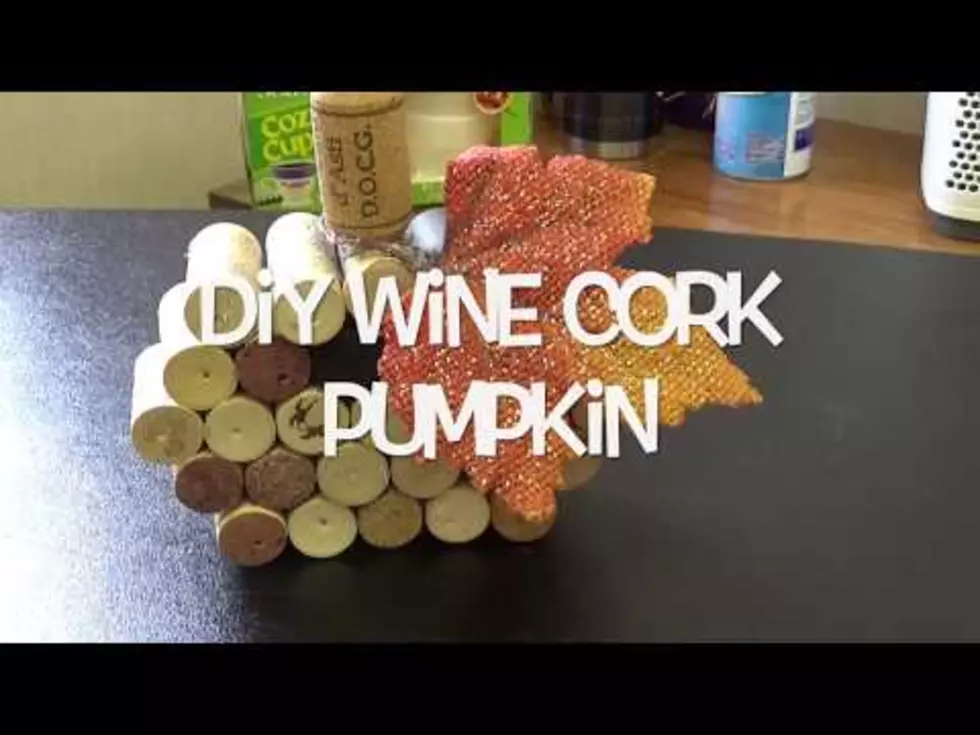 How to Make the Perfect Fall Decoration – a DIY Wine Cork Pumpkin