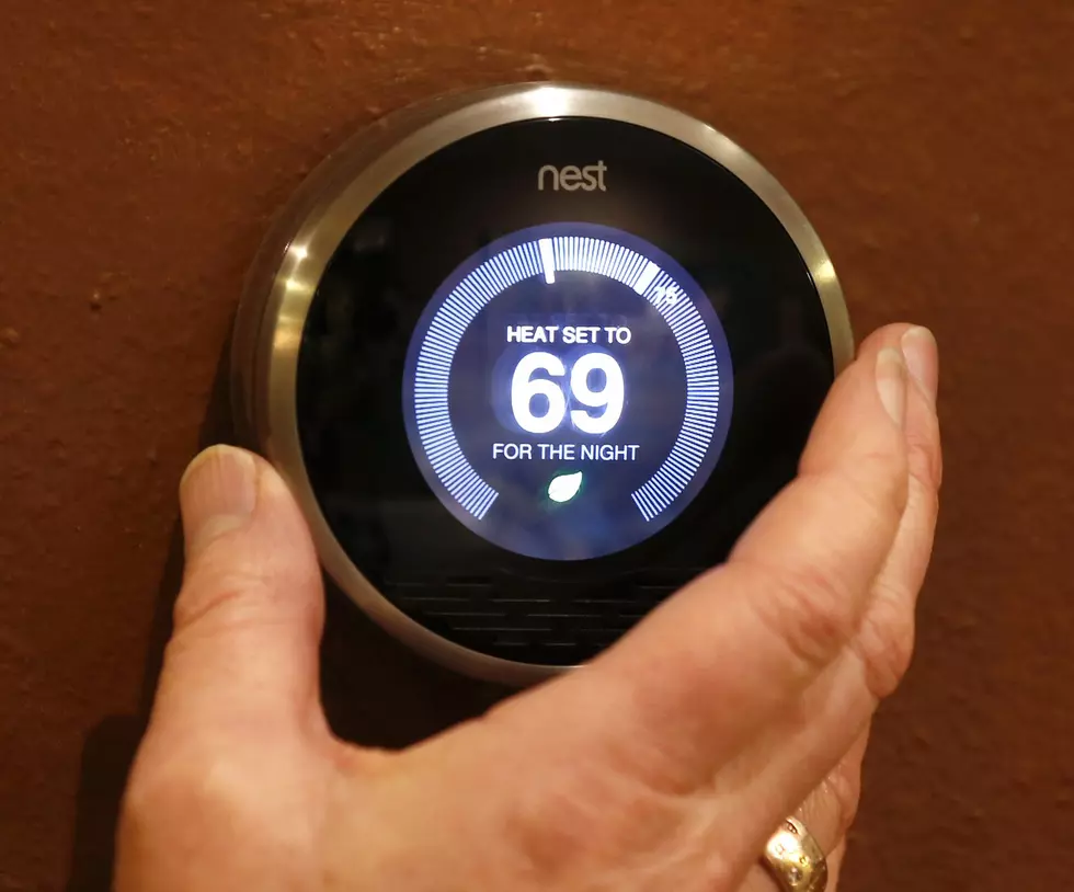 How Hot Do You Set Your Thermostat in the Winter? [POLL]