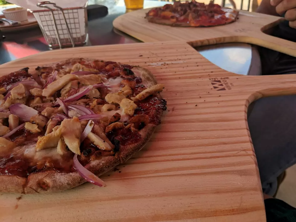 This New Small Town Minnesota Restaurant Has Stellar Pizza