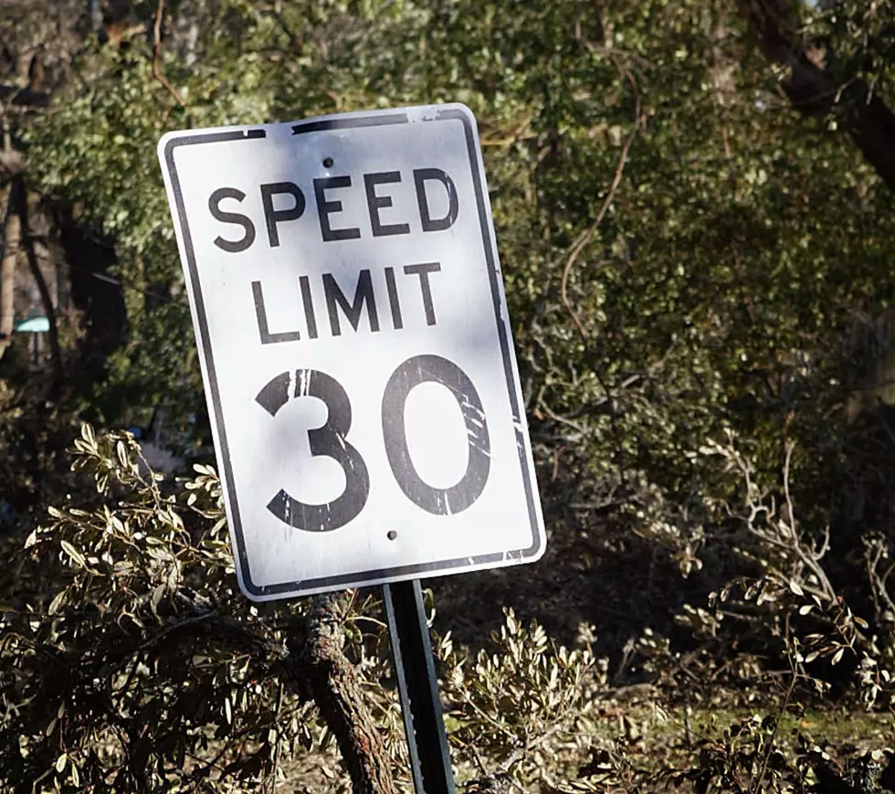 Minnesota Law: Do Speed Limits Start at the Sign or Where You Can First See the Sign?