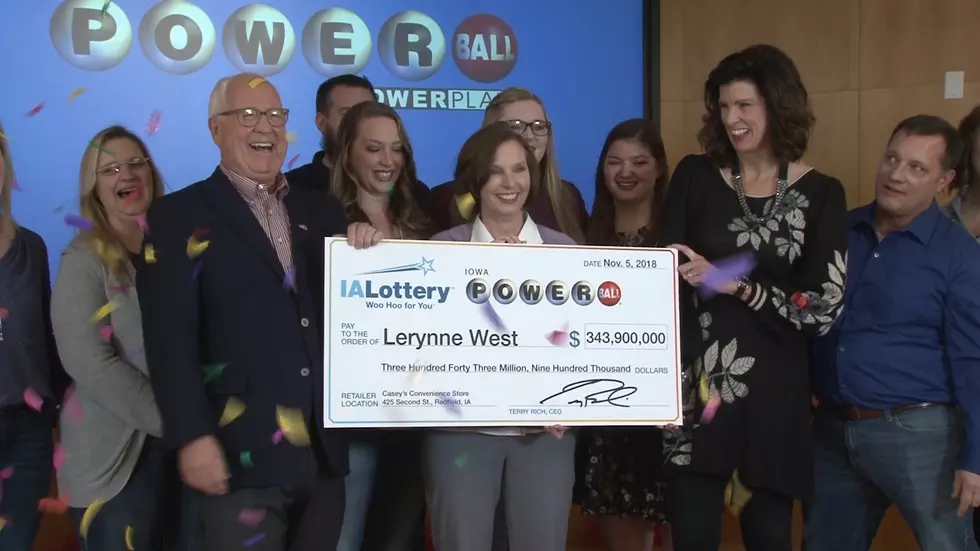 Iowa Woman Wins Over 300 Million! Read How She&#8217;s Going to Spend It.