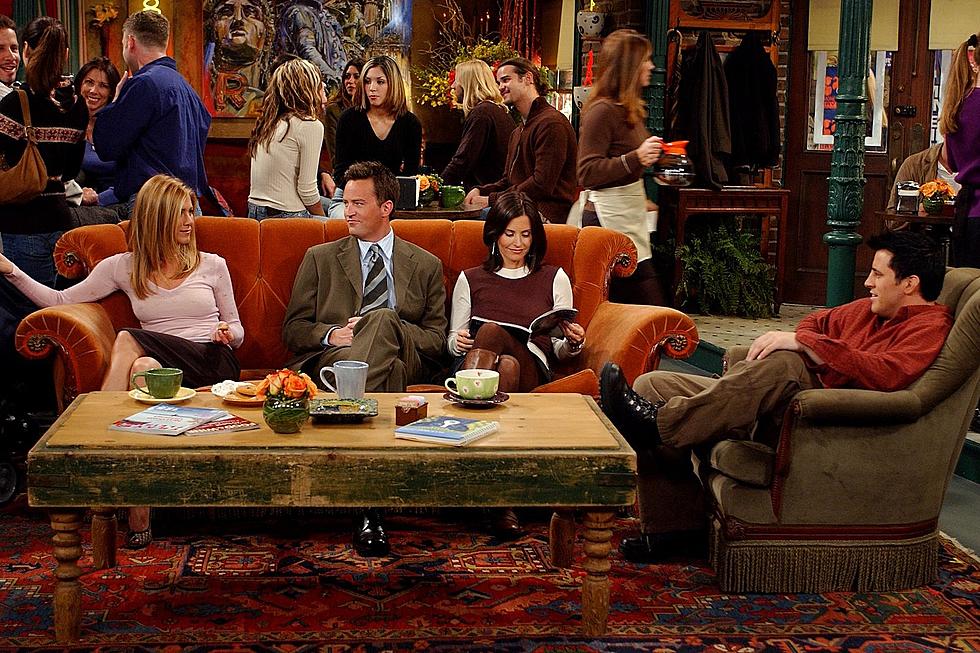 Friends Central Perk couch coming to landmarks worldwide