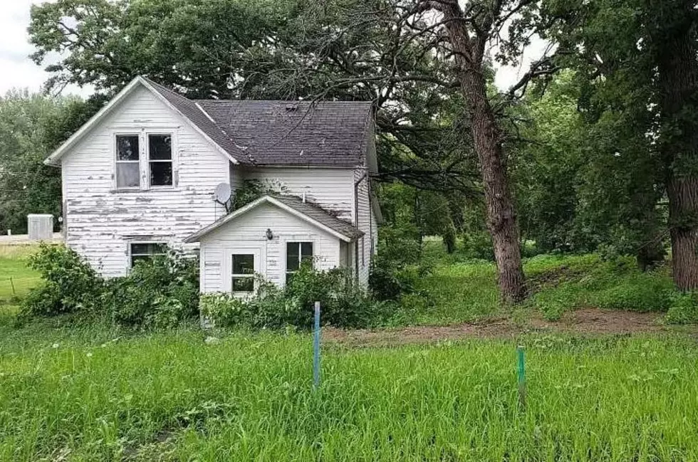 YIKES! You Have to See the Inside of Minnesota&#8217;s Least Expensive House