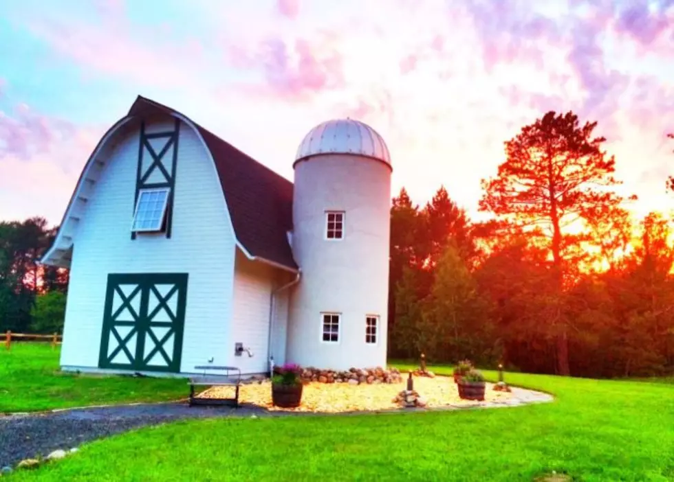 Stay in Beautifully Renovated Barn-Turned-Home in Minnesota