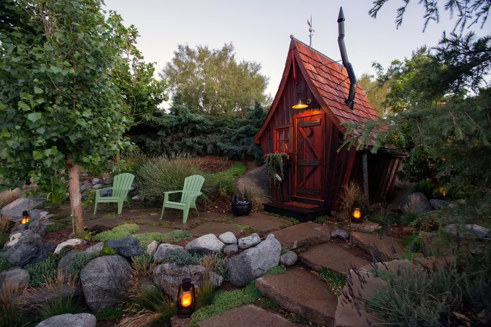 Minnesota Company Builds Unique Fairytale Cabins from Scratch