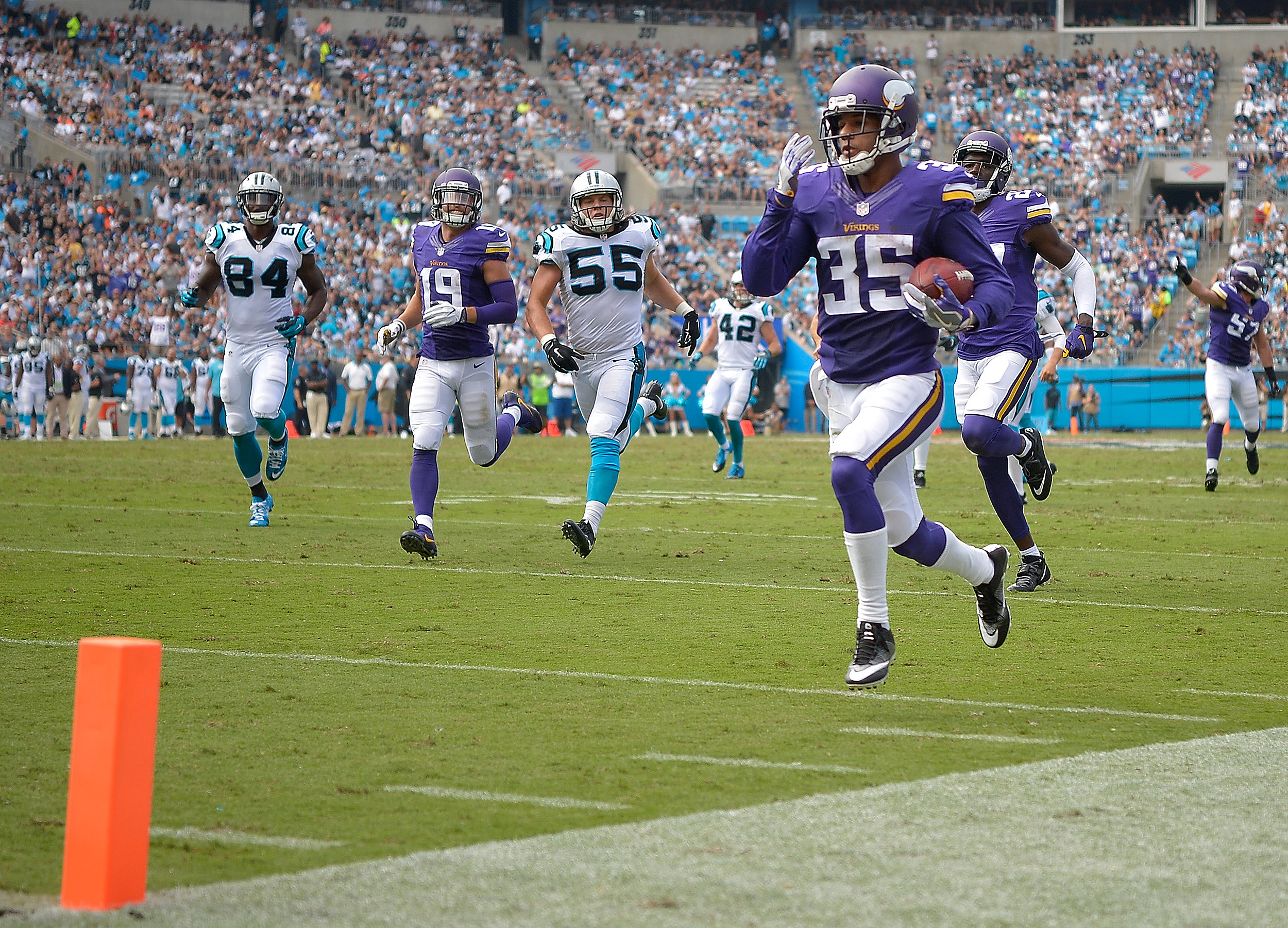 Marcus Sherels Teams Up With Boys & Girls Club For Vaccine Clinic