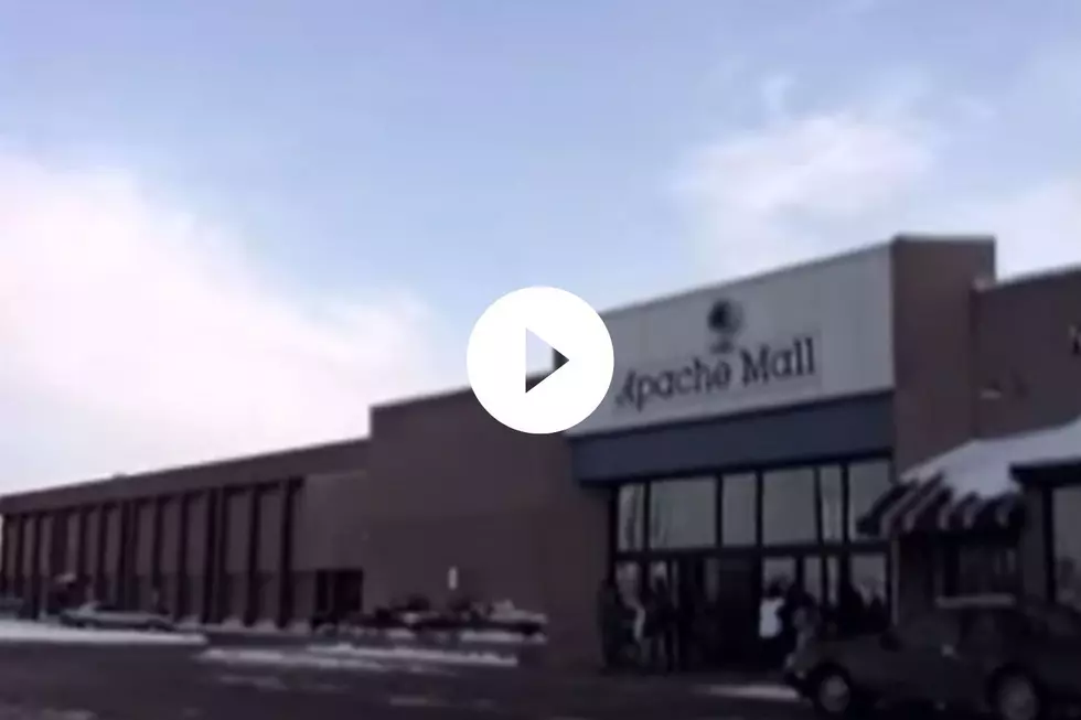 Go Back in Time With this Video of the Apache Mall from 1993