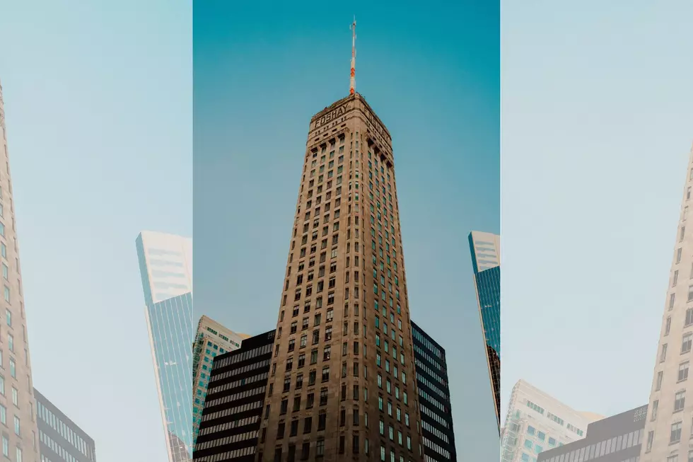 If You’re Afraid of Heights You’ll Hate the Top of the Foshay Tower in Minneapolis (PICTURE)