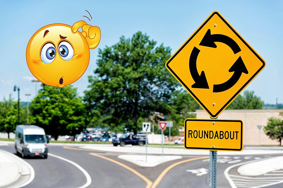 Are Turn Signals Required When Entering or Exiting a Roundabout?