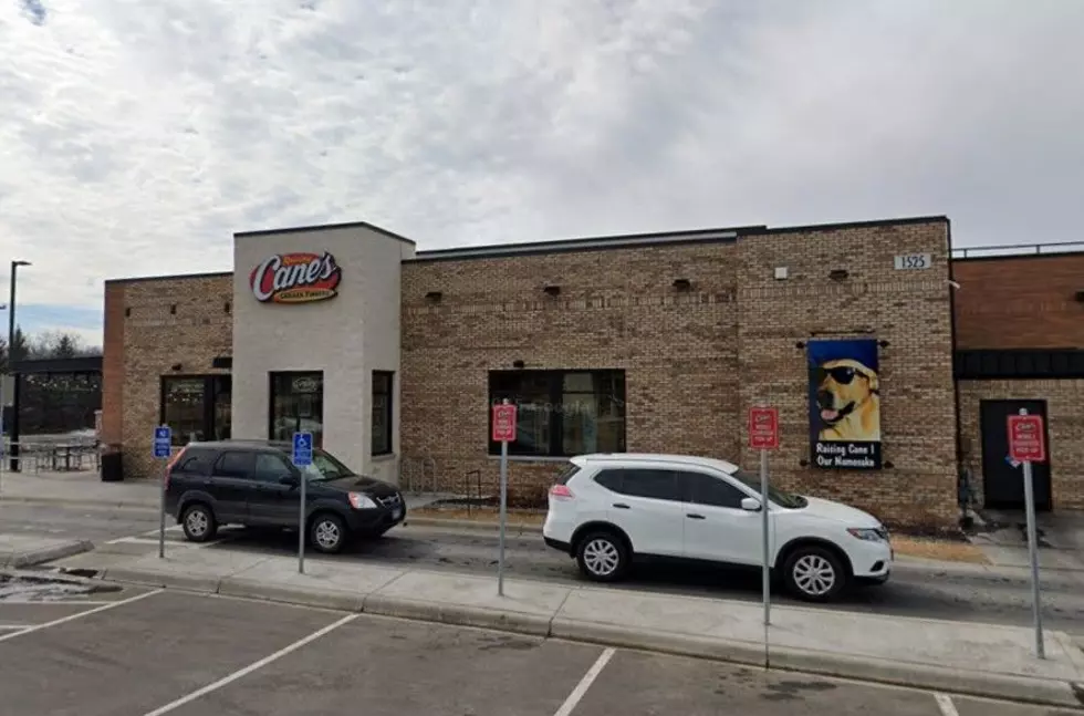 raising canes in eagan, minnesota