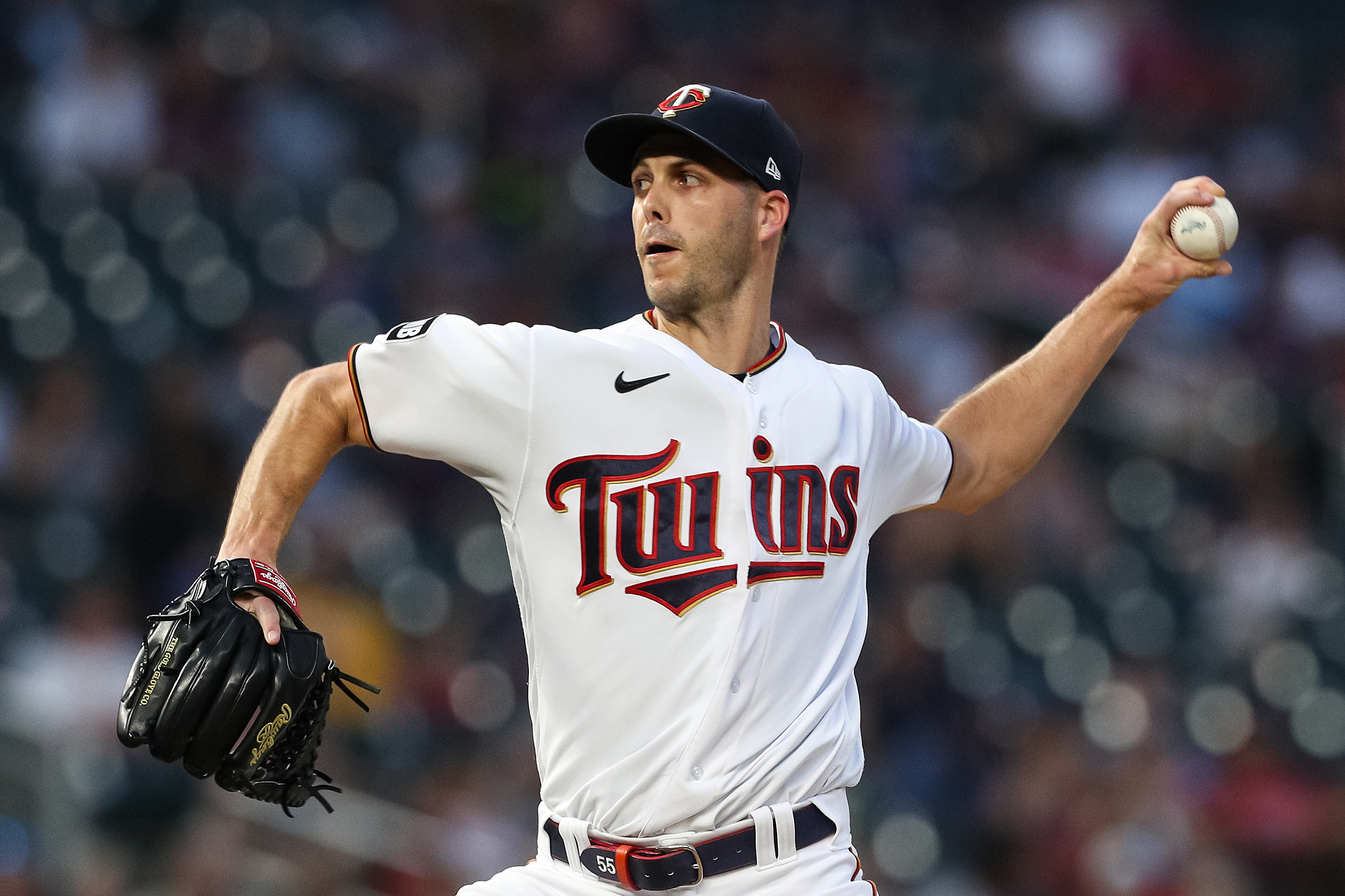 Padres trade Chris Paddack, Pagan to Twins for Taylor Rogers - The