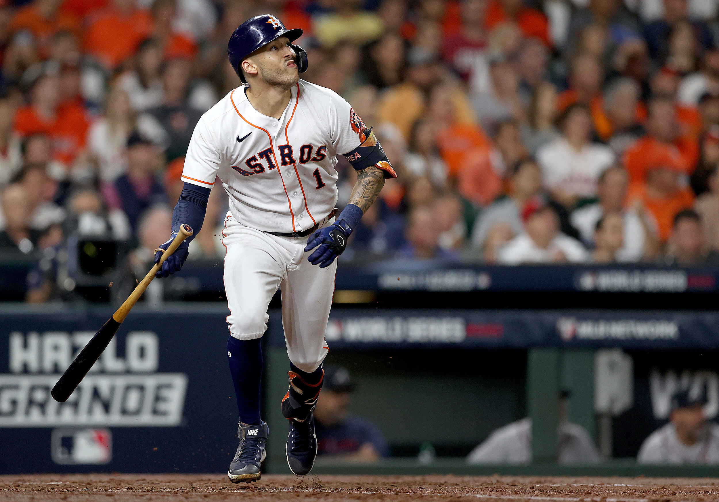 MLB free agency: Star shortstop Carlos Correa signs three-year, $105.3  million deal with Twins, per reports 