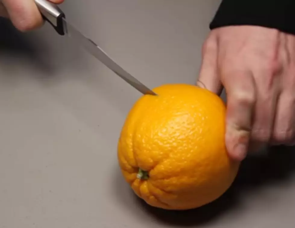 Make A Lamp Out Of An Orange In 1 Minute- [Video]