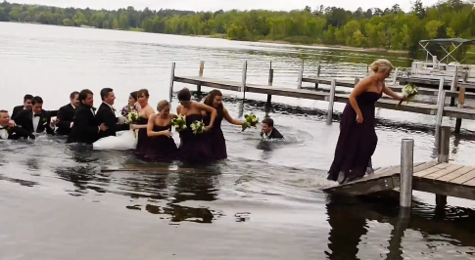 MN Wedding Party Makes A Splash!