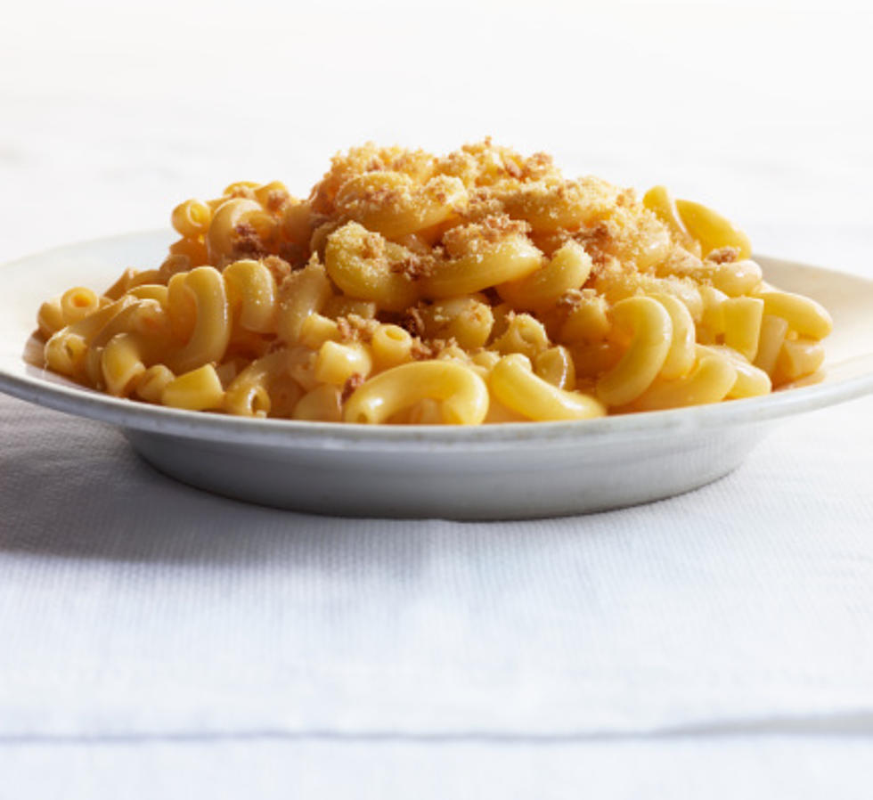 Stupid News &#8211; Restaurant Runs Out of Mac and Cheese, Guy Goes Nuts