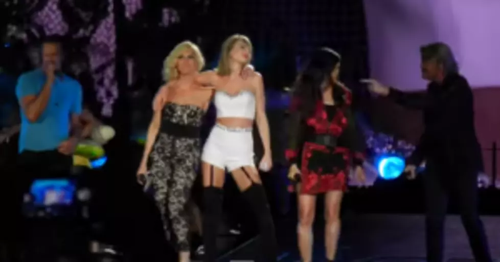 Taylor Swift And Little Big Town Sing Pontoon [Video]