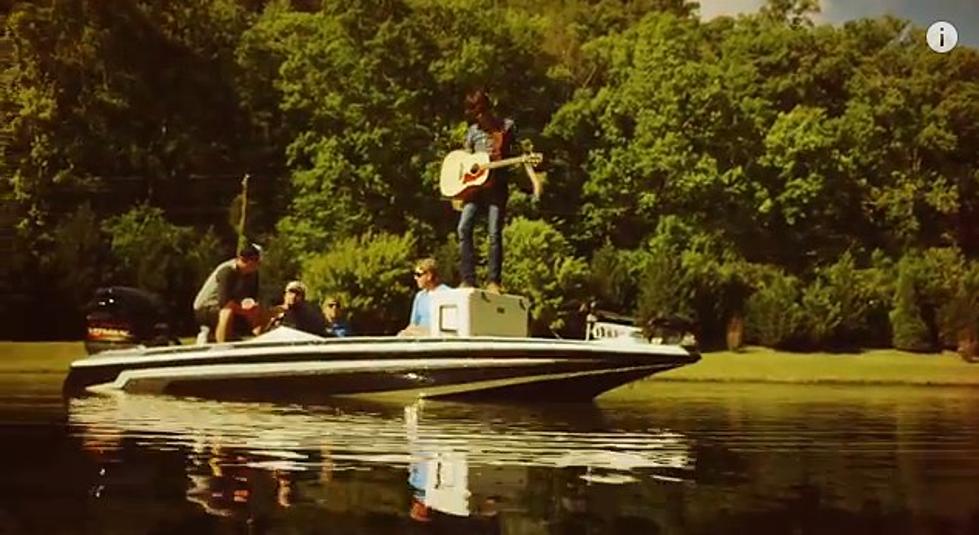 Chris Janson – “Buy Me A Boat” (Official Video)