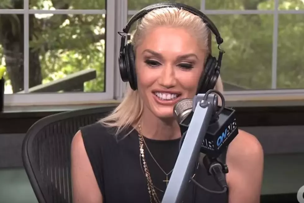  Gwen Stefani Talks Blake Shelton Rumors