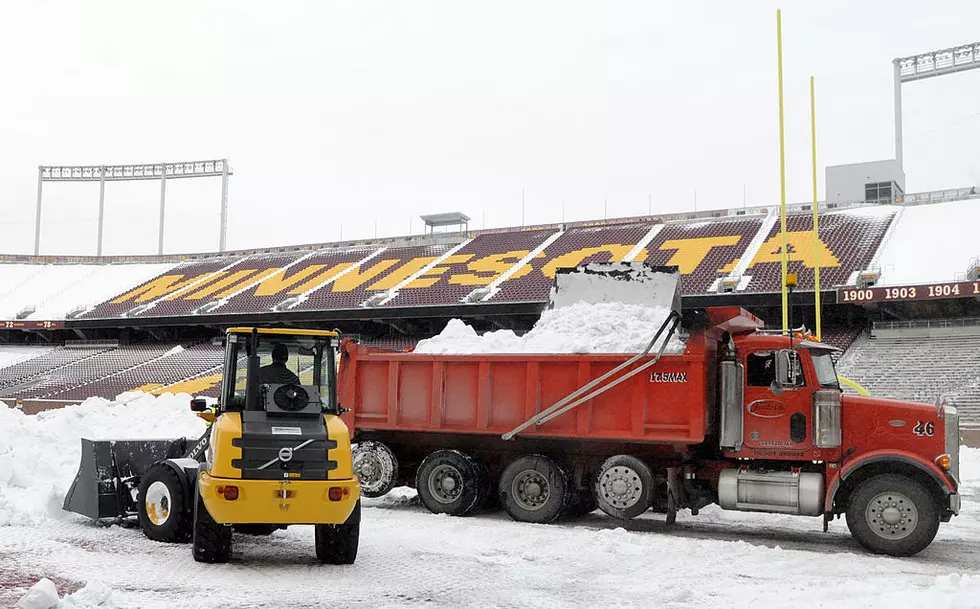 U of M Looking for Help to Clear Snow from TCF Bank Stadium for Saturday’s Game