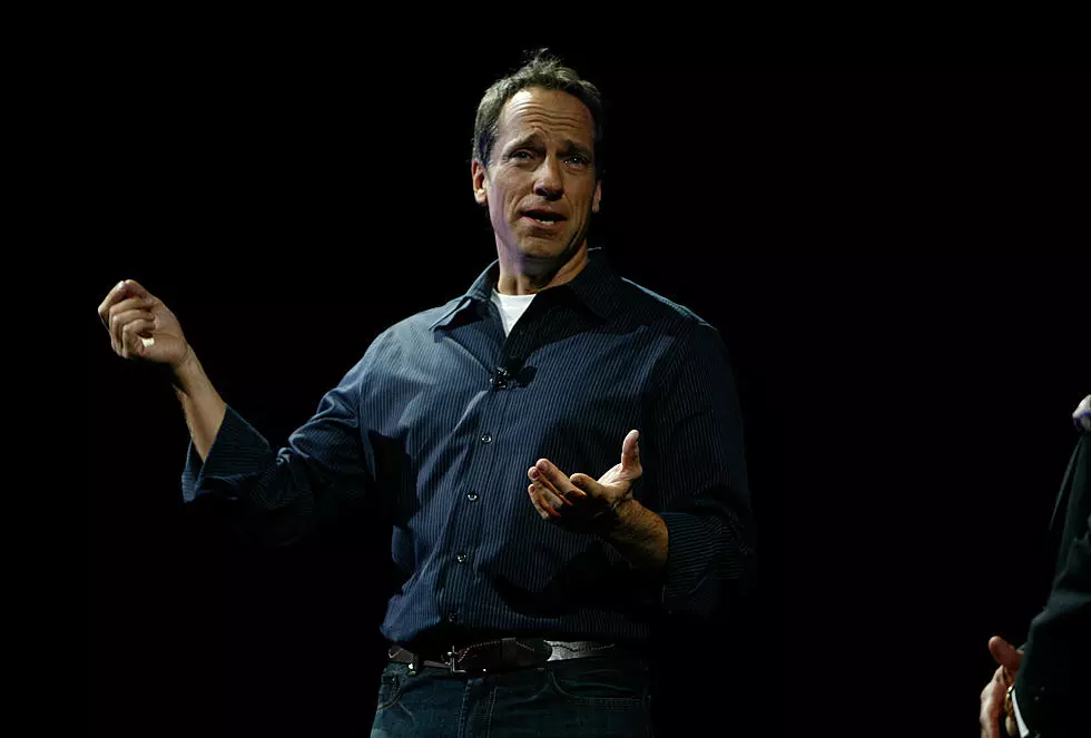 &#8216;Dirty Jobs&#8217; Mike Rowe Narrates Funny Video For Minnesota Family