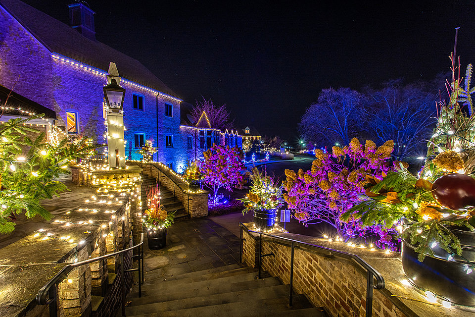 Amazing Minnesota Holiday Light Show Just 90 Minutes From Rochest