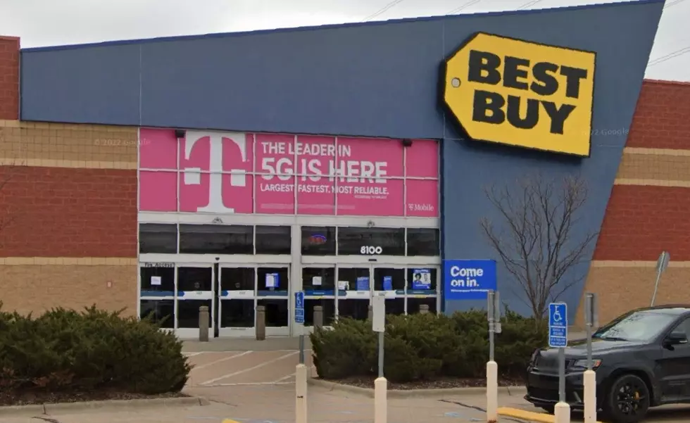 The Best Buy store in Shakopee (Google Street View)