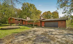 This Southwest Rochester Home Is a Total 1970s Time Capsule