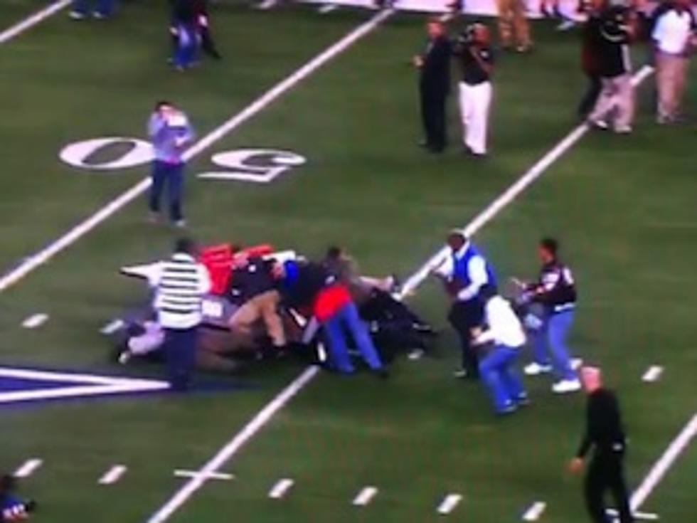 Runaway Golf Cart at Cowboys Stadium Makes Best Tackle Of the Day [VIDEO]