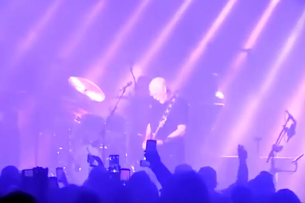 David Gilmour’s Subtle and Brilliant Tribute to Prince [Video]