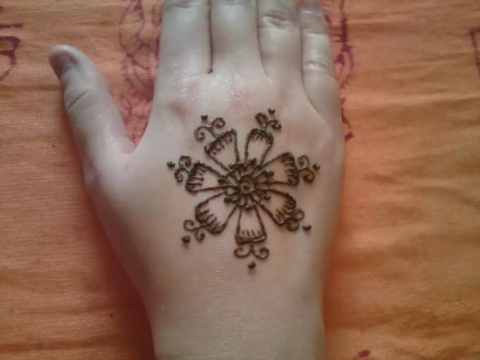 Treasures and Pleasures Offers &#8220;Henna Time&#8221; This Weekend.