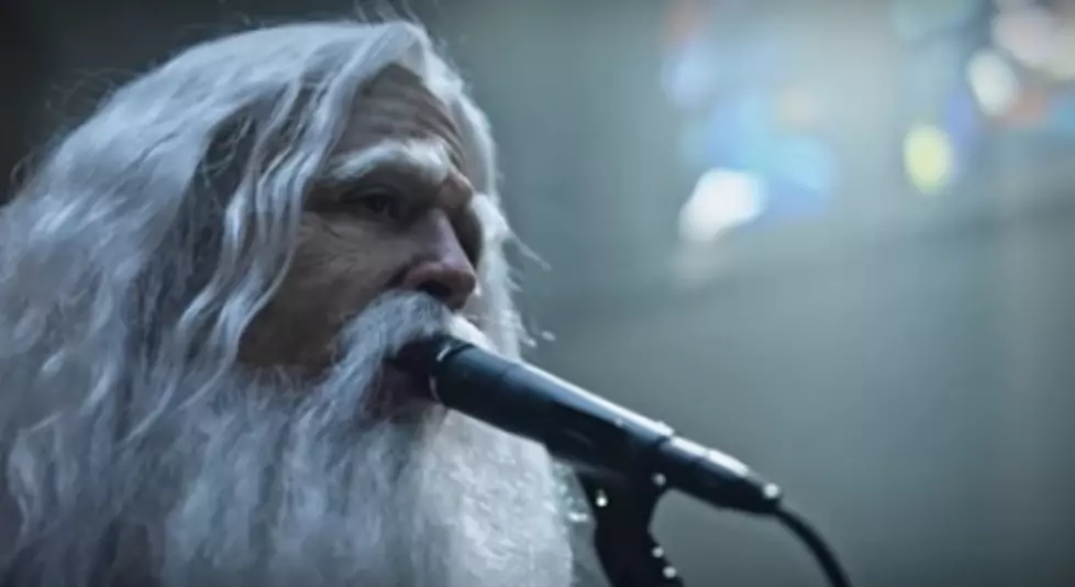 Foo Fighters&#8217; &#8220;Run&#8221; Music Video Turns Retirement Home Into Mosh Pit