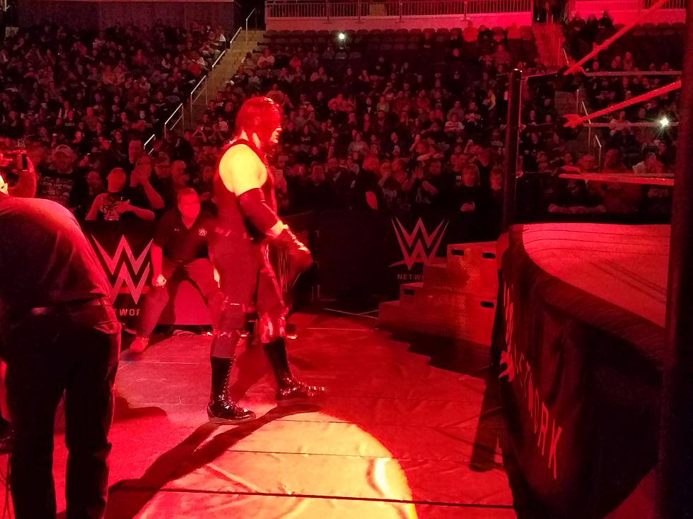 Undertaker &#038; Kane Chokeslam Shawn Michaels and Triple H