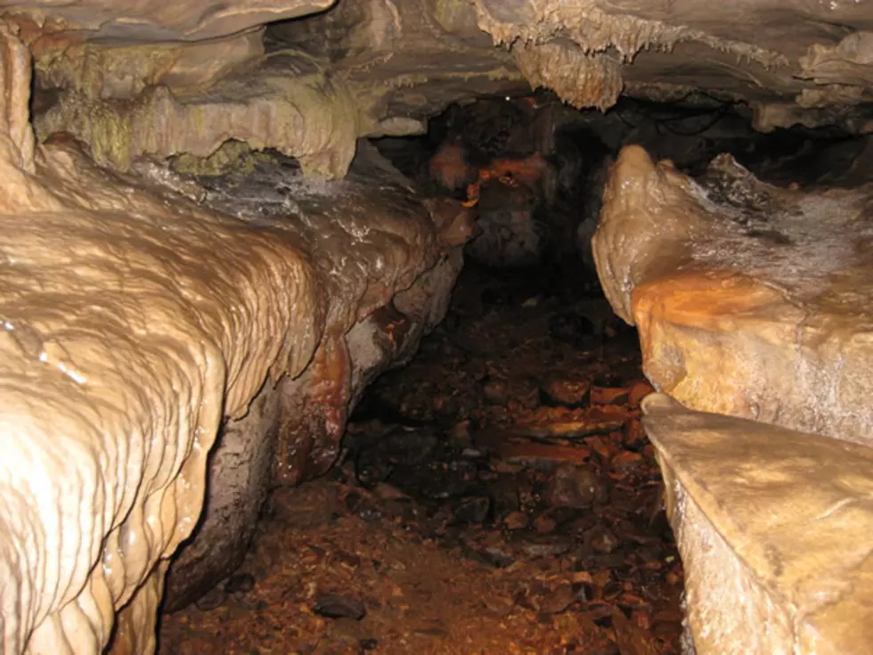 See Inside The Creepy Bell Witch Cave in Tennessee [PHOTOS]