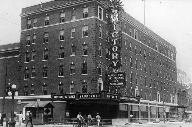 Join in the Grand Lighting of the New Victory Theatre Marquee in Evansville Indiana