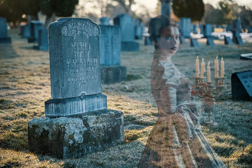 The Story of the Unknown Grave of Kentucky&#8217;s Dancing Ghost