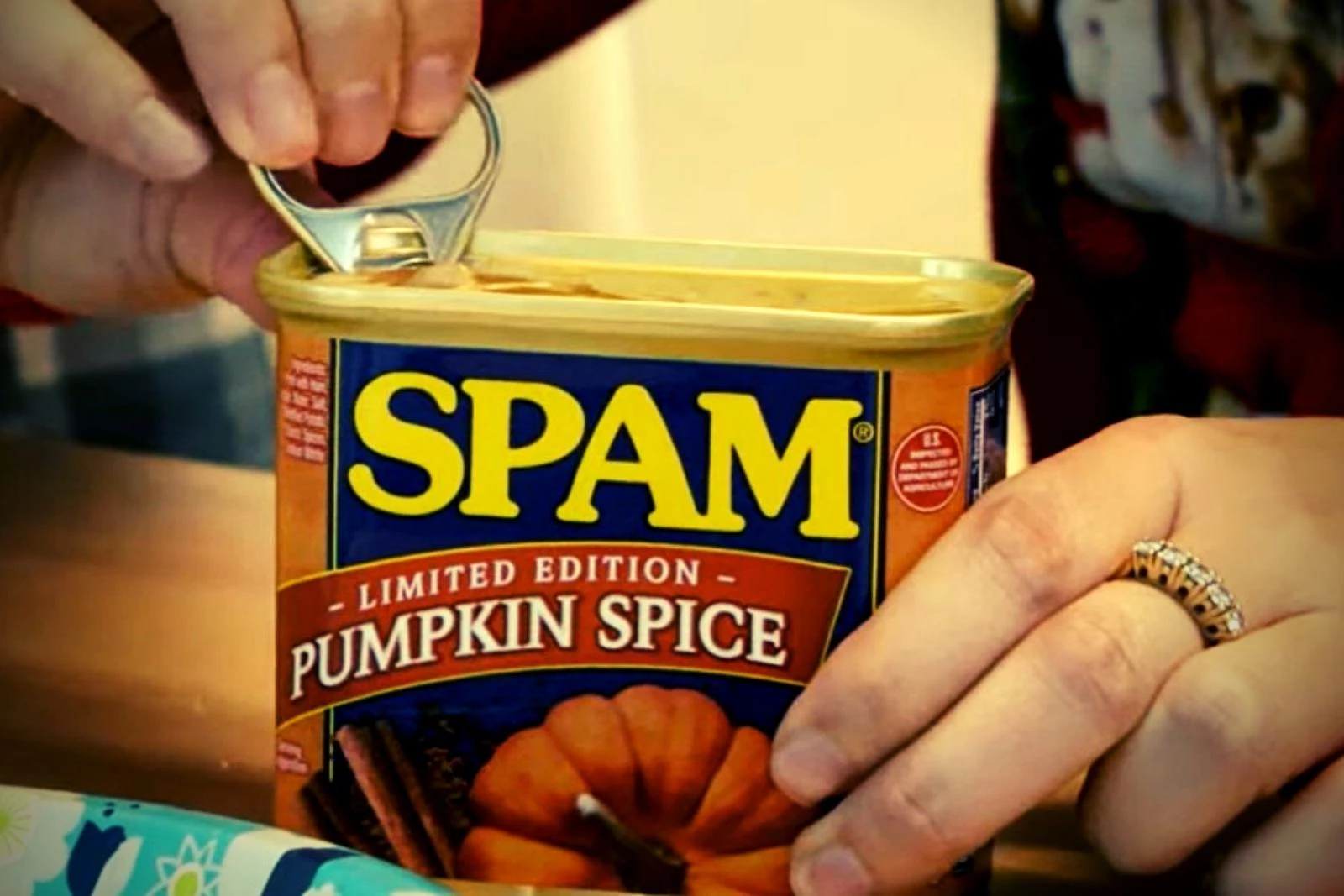 Can't get enough pumpkin spice? Grab a can of Pumpkin Spice Spam – Queen  City News