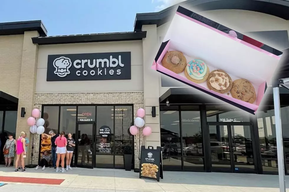 Crumbl Cookies Will Be Opening a Second Evansville Location