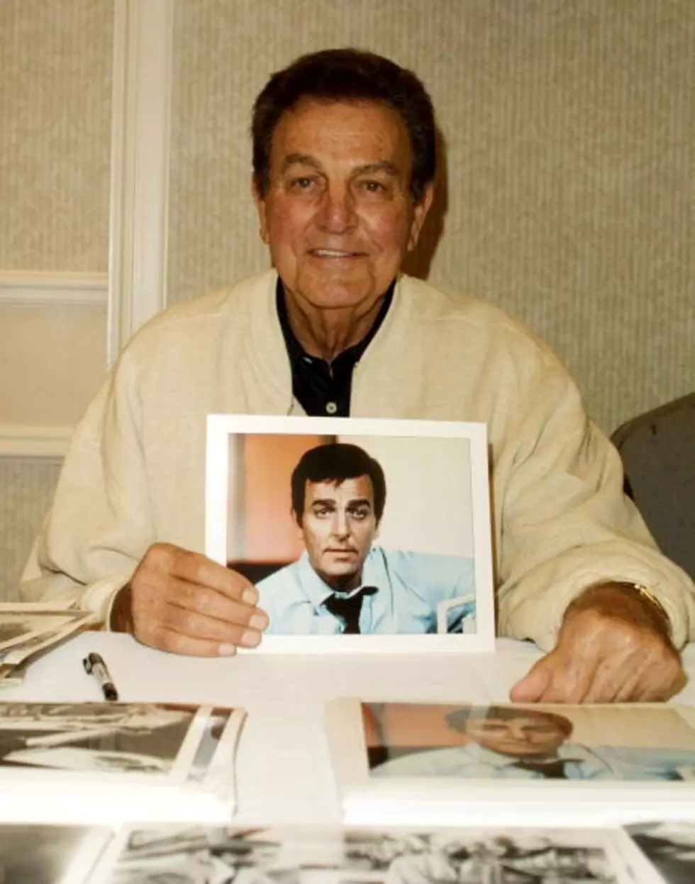 Mike Connors “Mannix” Star Dies